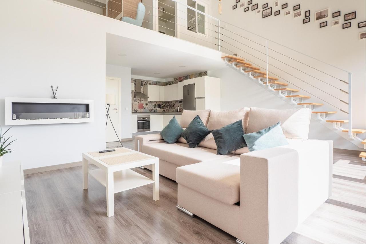 El Ventero Apartment - Elegante Apt Para 5 Con Terraza, Wi-Fi Y Aparcamiento En La Calle Camarma de Esteruelas Екстериор снимка